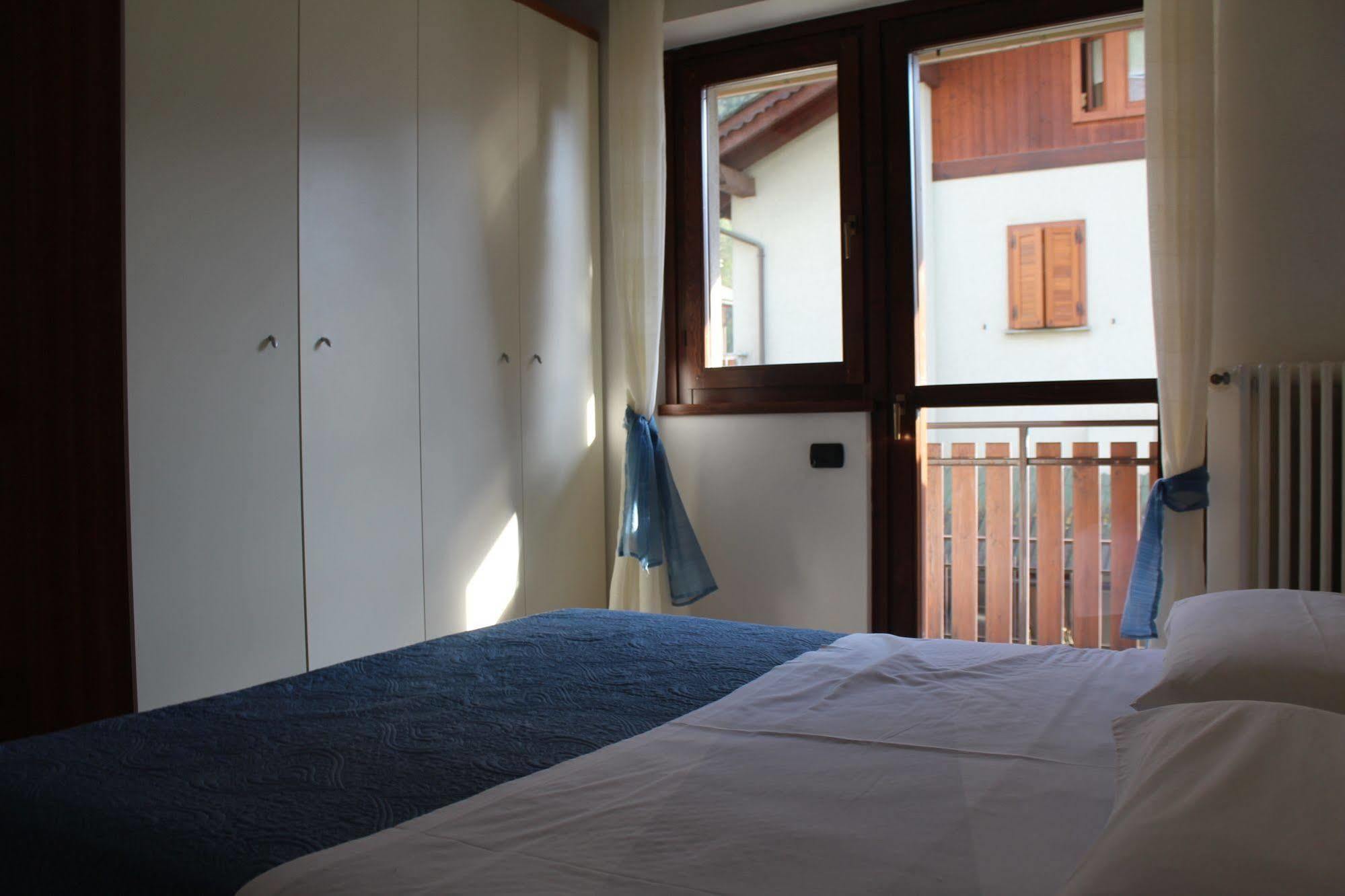 Lanterna Apartments Chiesa in Valmalenco Extérieur photo